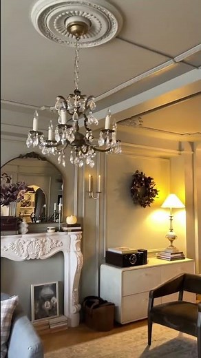 DIY Ceiling Moulding