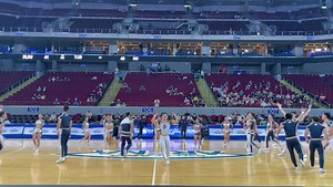 NU vs DLSU halftime performance 💛💙 | NU Pep Squad