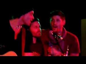Jensen Ackles sings Crazy Love with Jason and Rob at Jailbreak in Rome 05-13-2013