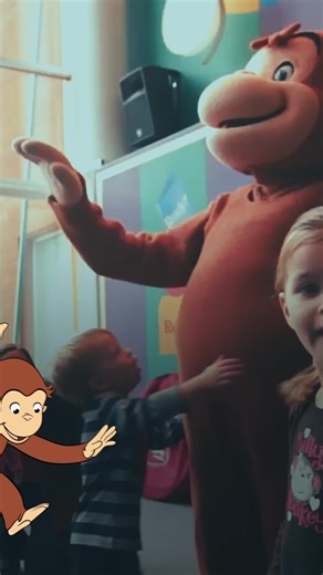 Explore 𝐶𝑢𝑟𝑖𝑜𝑢𝑠 𝐺𝑒𝑜𝑟𝑔𝑒™: 𝐿𝑒𝑡’𝑠 𝐺𝑒𝑡 𝐶𝑢𝑟𝑖𝑜𝑢𝑠!, a hands-on exhibit where kids learn through discovery.