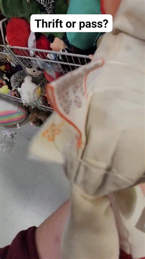 Thrift or pass this delightful clown? #thrifttok #thriftshop #vintage #shopping #thriftfinds #thriftwithme #thrift #secondhandshop #goodwillfinding #goodwill #clown #clowns #athensga | Good Will Finding