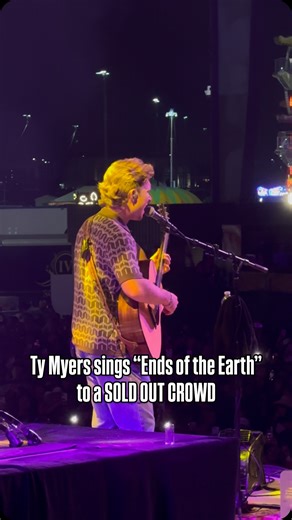 93Q Country on Instagram: "Ty Myers Sings “Ends of the Earth” to a sold out crowd in Pasadena Texas"
