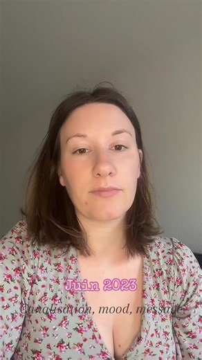 Le mood de juin Canalisation, message guidee appelle ca comme tu preferes. Alors, pret ? 🌻⚕️🍓💛 #canalisation#messageguides#guidancedumoisdejuin#energie#spiritualite#developpementpersonnel#guidance#magnetisme#karma#bienetre#viesanterieures#therapieholistique# #soinenergetique #toulouse