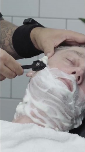💈 Super Close Hot Towel Shave on ‪@HairCutHarry‬ Are you comfortable sir?