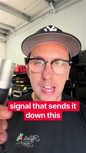 How does a microphone work?