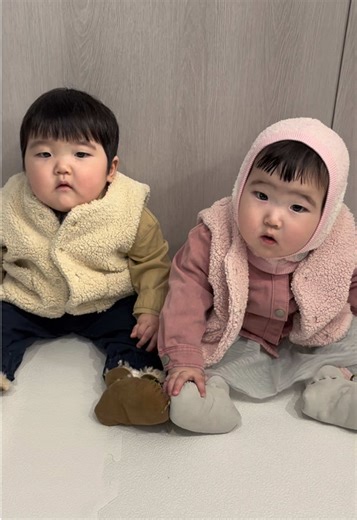 Twins OOTD Challenge: Matching Outfits and Fun