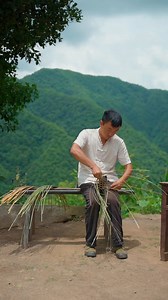 Discover the traditional art of crafting bamboo hats, a timeless accessory dating back to the Zhou Dynasty. From its widespread use in the Tang and Song Dynasties to its enduring legacy today, see how this iconic piece is made and learn about its historical significance. | Across Asia