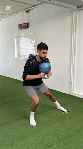 No breaks. Just work. Elias Saaad getting better every day. ⚽️💪🏾 #grindseason #profootballer