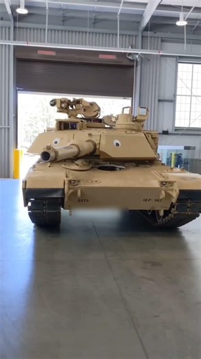 Why do bullets ricochet off tanks? 🤔 (Sloped Armor Explained)