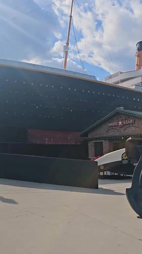 @Titanic-studios1912 #titanicviolinscene #titanichistoria #titanic2 #titanicviolisce #titanicmemories #titaniccaptain #titanicsinking #titanicmovie1997 #rms #titanicwreck #titanicedit #titanicmovie #titanicmemo #travelpgotography #rmstitanic1912 #titanichistory #rmstitanic #titanicmovie1997