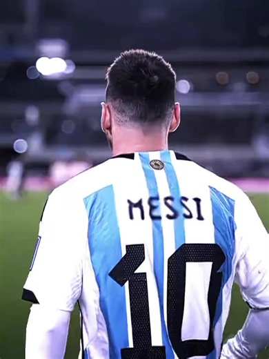 Messi Respect Moments with Coaches and Teammates
