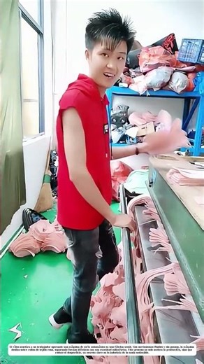 Cortando con precisión: Cómo una máquina transforma tela en piezas listas para coser