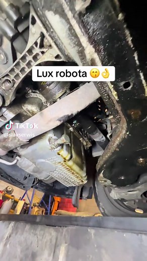 I zwykła zmiana oleju może przerodzić się w problem #vag #mechanik #mechanic #warsztat #mechaniclife