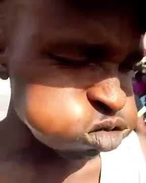 How to chew Miraa in Kenya.