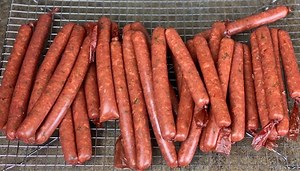 Film: How to Make Alligator Sausage - Harvesting Nature