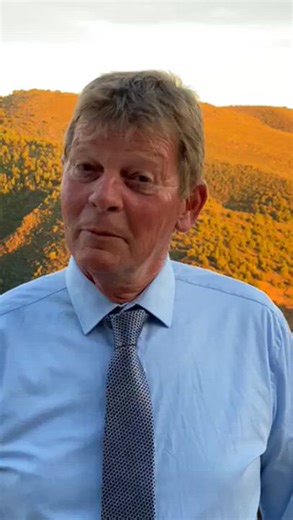 Self introduction on behalf of a specific casting