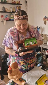 5.1K views · 124 reactions | Y seguimos sacando pedidos de nuestros queridos clientes ... en Chanchi Colors CR usted da rienda suelta asu imaginación y nosotros los complacemos con sus colores preferidos... nuestro WhatsApp 8820 9217 será un gusto atenderle y pintarle algo hermoso para su hogar.. vengo con más piezas en la tarde | Chanchi Colors CR | Facebook