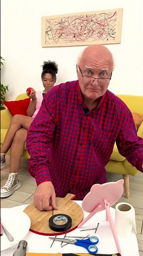 Grandpa’s Toothless Prank Reaction! 🧓💥