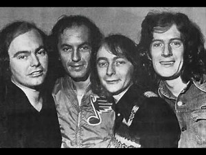 Sutherland Brothers & Quiver - Secrets