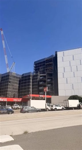 Dee Why is transforming again — and this new building is a real showstopper! 🌇 Located just behind Avis, these stylish units are now available off the plan: 🏠 1-bedders from $850K 🏠 2-bedders from $1.3M With soaring construction costs and tougher planning controls, this may be one of the last new developments in Dee Why for some time. It’s a golden opportunity for investors: ✅ Brand-new depreciation ✅ Strong 5% rental returns ✅ Capital growth potential Don’t miss out — this could be your mome