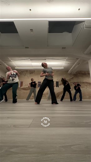 Jealous choreo at Fleberg Studios❤️‍🔥❤️‍🔥❤️‍🔥 #fyp #danceclass #stockholm #flebergstudios #dance