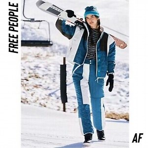FREE PEOPLE BLUE AND WHITE LANDSCAPE SKI JACKET AND PANTS NEW NWT SIZE XS