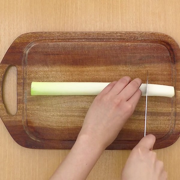 ごはんが進む♪ 冷凍サバの味噌煮のレシピ動画・作り方 | デリッシュキッチン