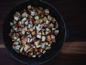 Crispy Fried Potatoes & 4 Tips for Cast Iron Skillet Cooking (with Recipe Video)