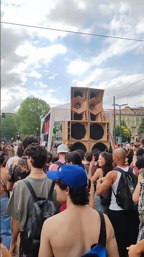 Tekno Pride 💣 #streetparade #bass #dance