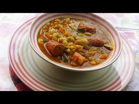 Potage aux haricots blancs et légumes, idéale pour la saison
