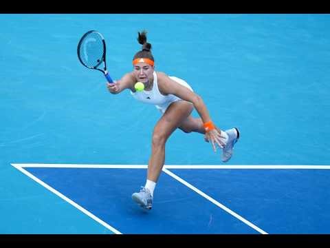 Muchova's Finesse Magic: Beating Mboko to Reach Miami Semifinal