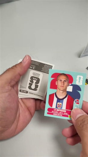 ¿Adivinan qué sorpresa me encontré en mi nuevo sobre Panini? 🤩 #panini #worldcup #unboxing