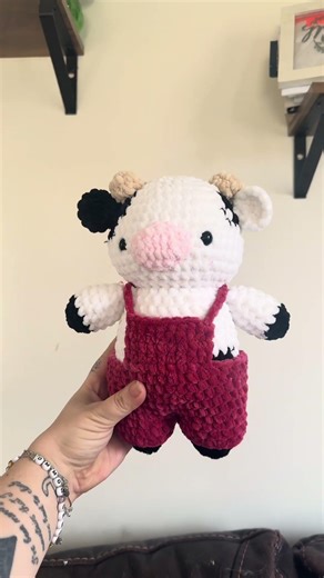 Moooooveeee out the way, cuteness overload! #dungarees #cow #moo #spring #crochet #handmadecow