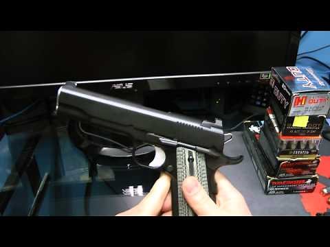 Dan Wesson Valor