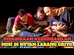 GANANG SETIOKO CELEBRATES VICTORY WITH THE TEAM