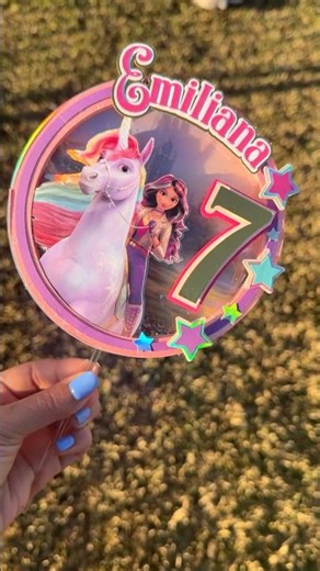 Shimmery Shaker Cake Topper! ✨ #papercrafts #caketopper #cardstock #shaker #cricutcrafts