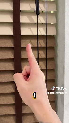 How to Easily Operate Your Venetian Blinds in Three Simple Steps