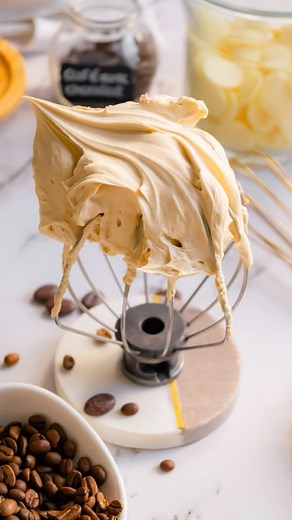 360K views · 1.3K reactions | ✨ Ganache montée au café : recette inratable ☕️ Craquez pour cette ganache montée au café, onctueuse et délicieusement parfumée. Idéale pour sublimer vos entremets, bûches, macarons, tartes, choux ou cupcakes 葉. Recette dans les commentaires  #ganachemontée #recettefacile #café #pâtisserie #faitmaison #gourmandise #bûche #buchedenoel | Aux Délices du Palais | Facebook