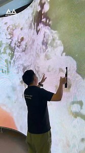 A curved LED video wall brings visuals to life with a wider, more immersive perspective✨ By using precise curved splicing, the effective viewing angle is expanded, allowing content to stay clear and impactful from more directions. Perfect for creating smooth, continuous visuals that naturally draw attention👀🌐 😊For inquiries or more info, pls contact us for the best services. 📫E-mail: admin@mile-strong.com 📞WhatsApp: 195 2988 2628 🌐https://www.mile-strong.com/ #MileStrong #leddisplay #ledsc