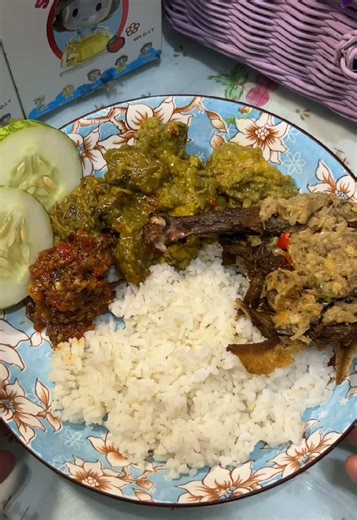 Perbedaan Bebek dan Itik serta Rekomendasi Masakan