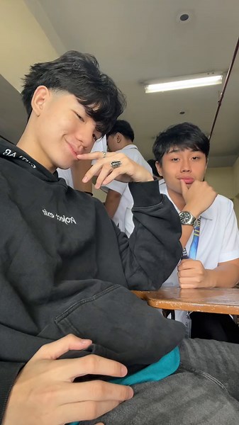 Proper Technique for Sitting on Someone's Face