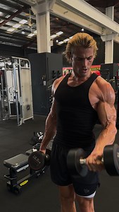 Carlton Loth on Instagram: "Lose it & built it again 🔱 #shredded"