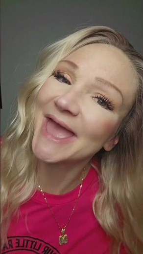 Toothless Beauty! #noteeth #toothlessbeauty #dentures