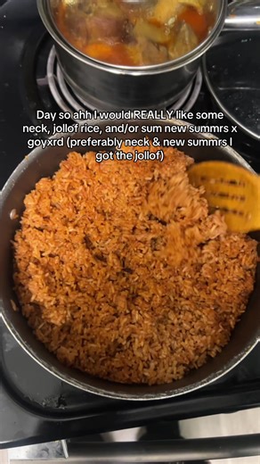 I lowkey need to try different jollof, I heard Senegalese jollof fye #pluggnb #summrs #fyp