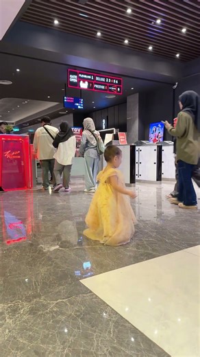 ngày 25 tháng 12, 2025