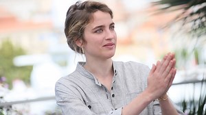 The first show directed by Adèle Haenel at the Bouffes du Nord in October!