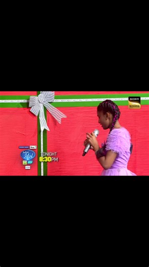 Badshah ne Ragini ko dhamakedar Secret Santa gift diya aur sab shock ho gaye! ♥️🔥 Dekhiye #IndianIdol naye samay par, aaj raat 8:30 PM baje, sirf #SonyEntertainmentTelevision pe. Shreya Ghoshal BADSHAH Vishal Dadlani Aditya Narayan Fremantle India #SonyTV #IndianIdol15 #IdolRagini #CIDReturns #CID #StayTuned | Sony Entertainment Television