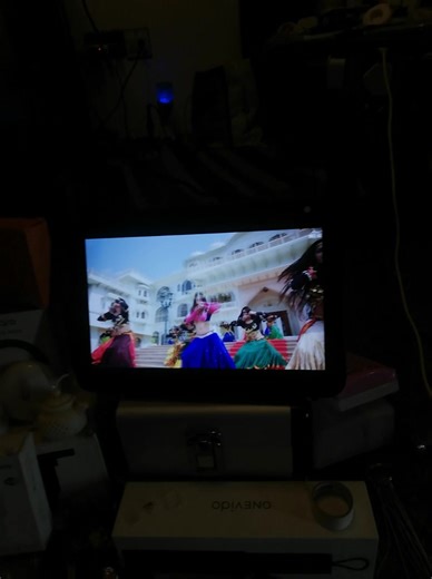 Discover Amazon Alexa Echo Show 8 Voice Command Features