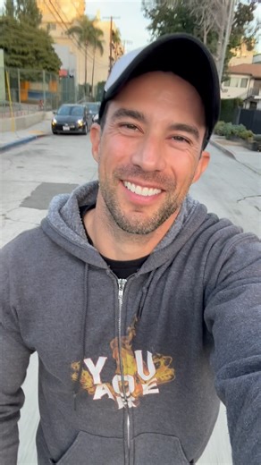 Back to Monday with Gui  Just take a moment to realize how fucking...