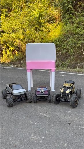 3 RC Cars vs Table pull Test💪| Which One Is the Most Powerful?